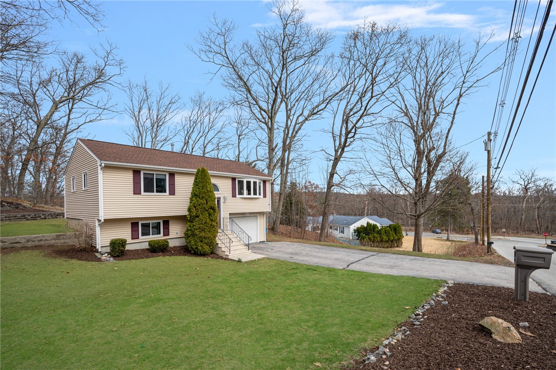 Exterior view - Grass has been virtually added