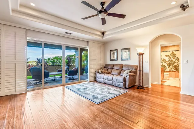$2,125,000 | 302 Kahana Ridge Drive, Lahaina, HI 96761