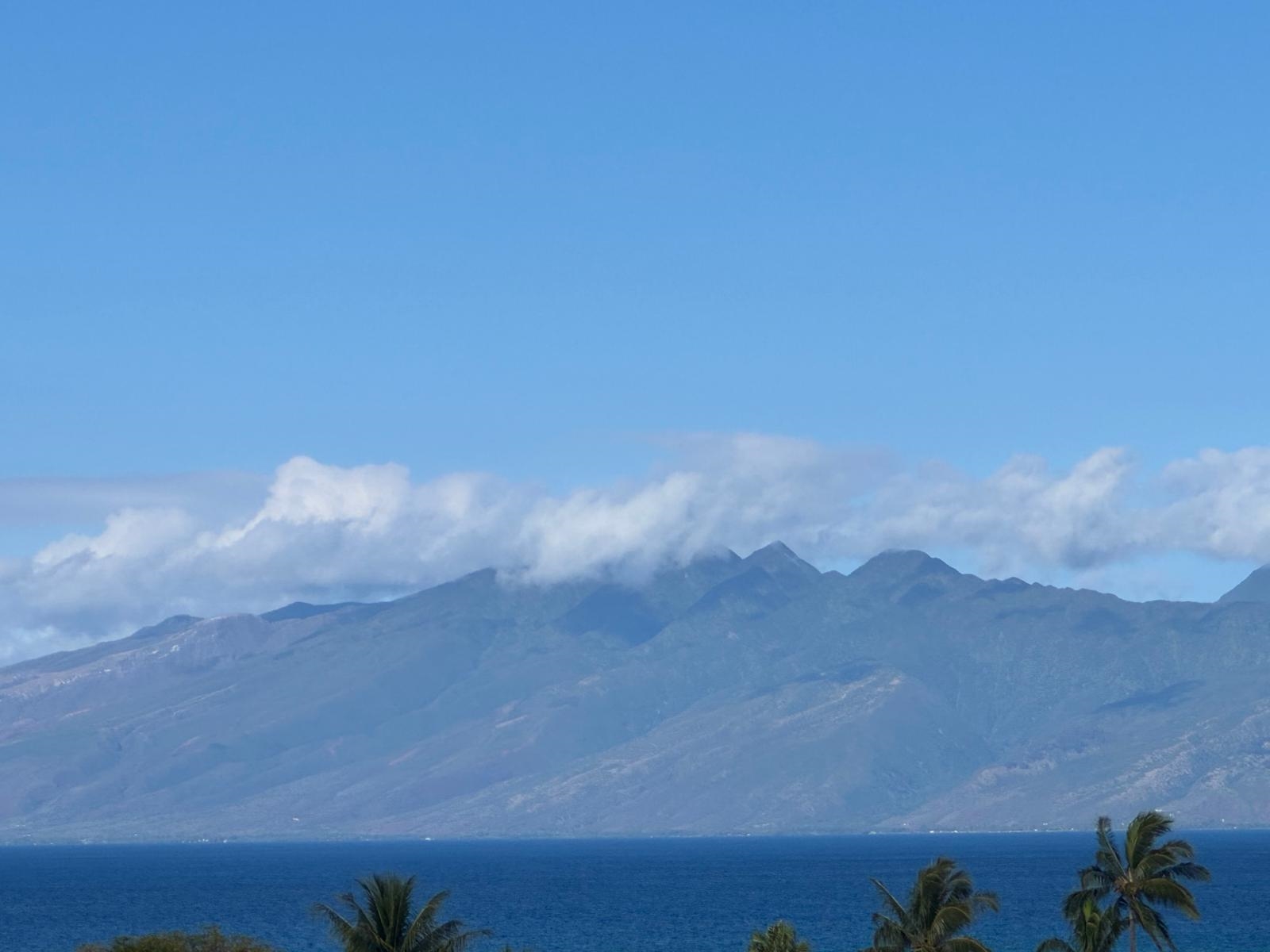 302 Kahana Ridge Drive Lahaina, HI 96761 - Photo 42 of 50 a view of mountain with sunset