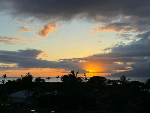 $2,125,000 | 302 Kahana Ridge Drive, Lahaina, HI 96761