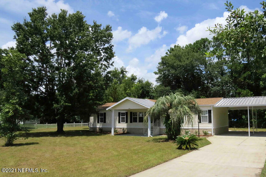 104 North Janet Road Crescent City, FL 32112 - Photo 3 of 37 003