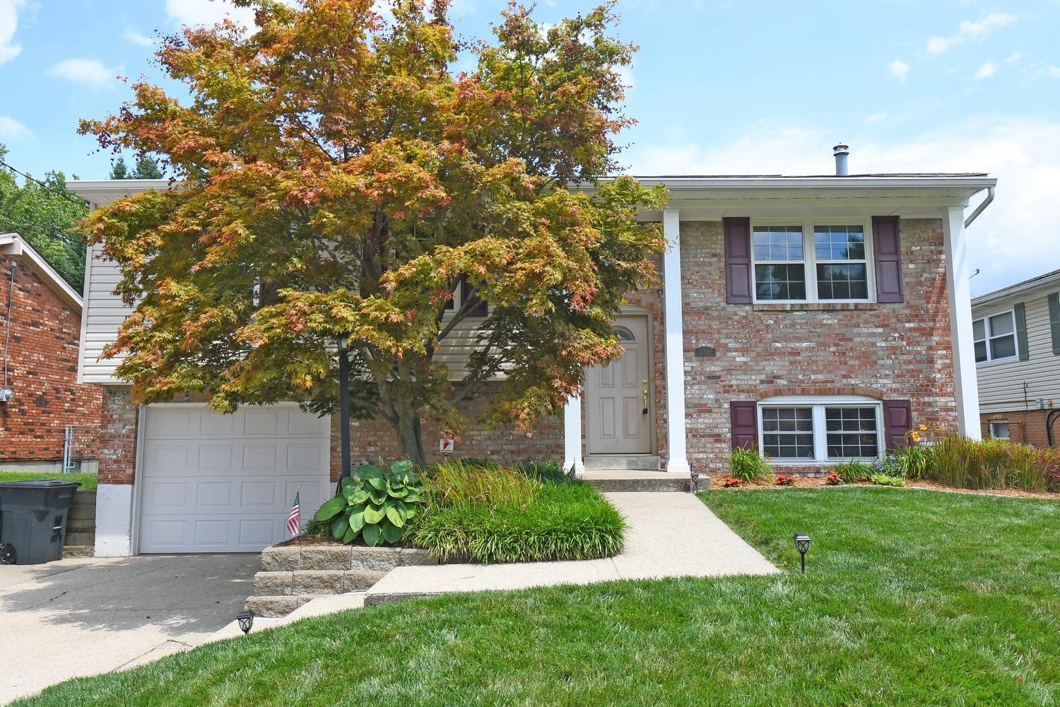11280 Pippin Road Cincinnati, OH 45231 - Photo 2 of 41