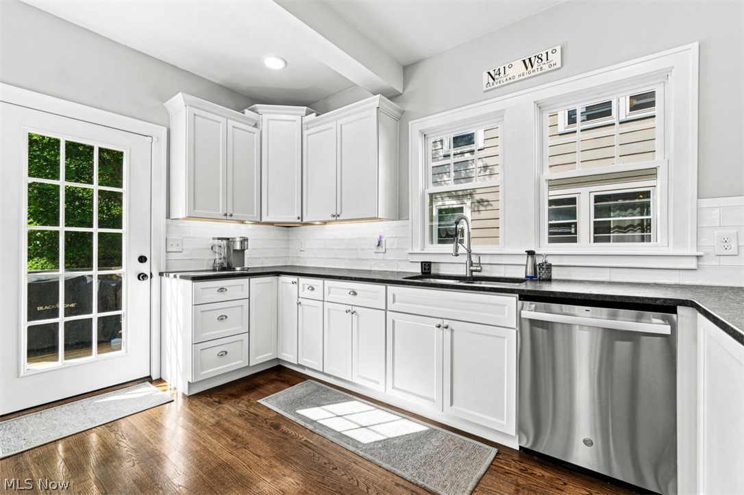 3034 Somerton Road Cleveland Heights, OH 44118 - Photo 14 of 49 Gallery Image 14