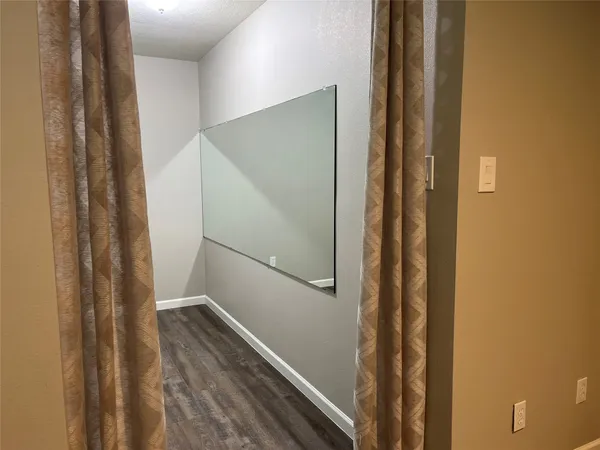 $2,750 | 304 South Shadowbend Drive, Friendswood, TX 77546