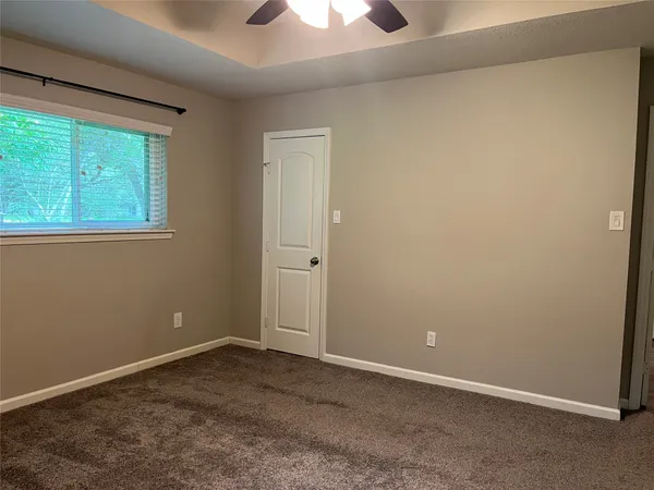 $2,750 | 304 South Shadowbend Drive, Friendswood, TX 77546
