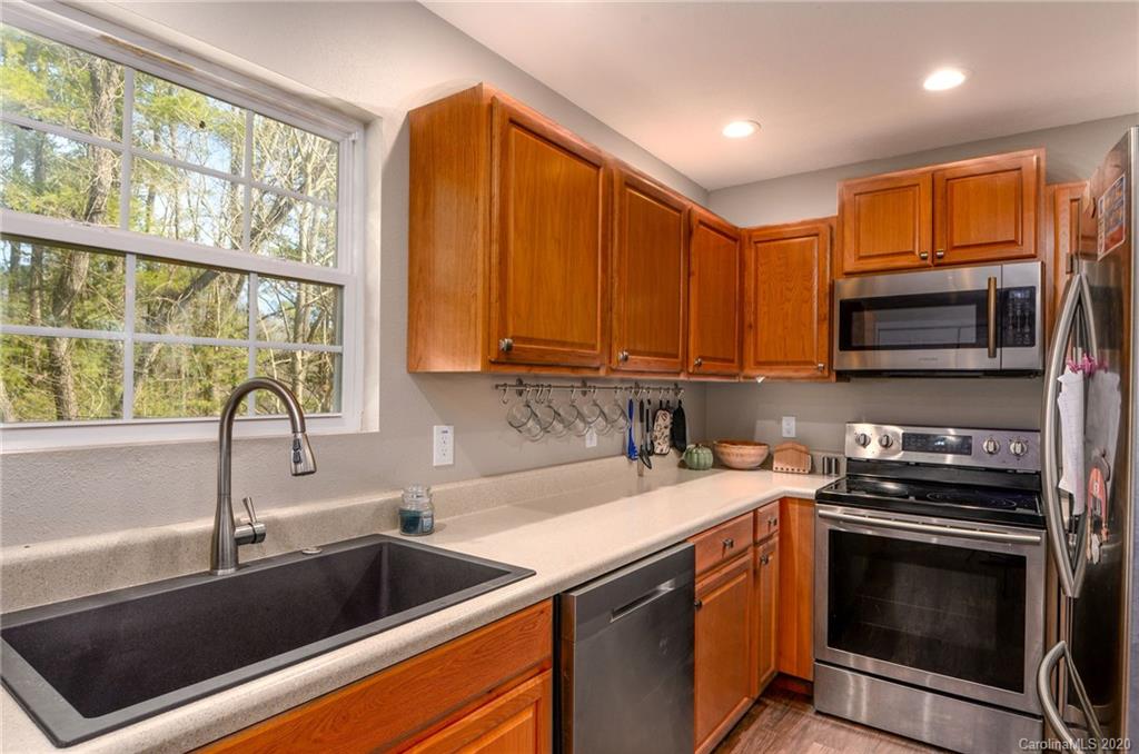 39 Star Ridge Road Canton, NC 28716 - Photo 9 of 15