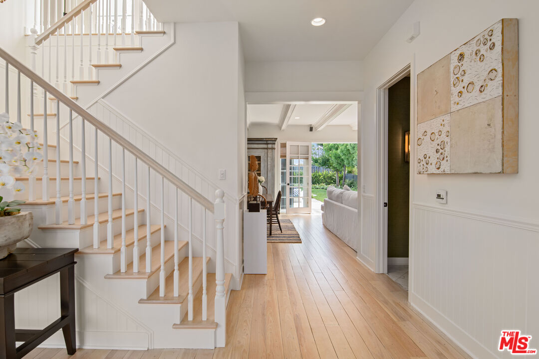 28870 Hampton Place Malibu, CA 90265 - Photo 29 of 53 a view of entryway with wooden floor
