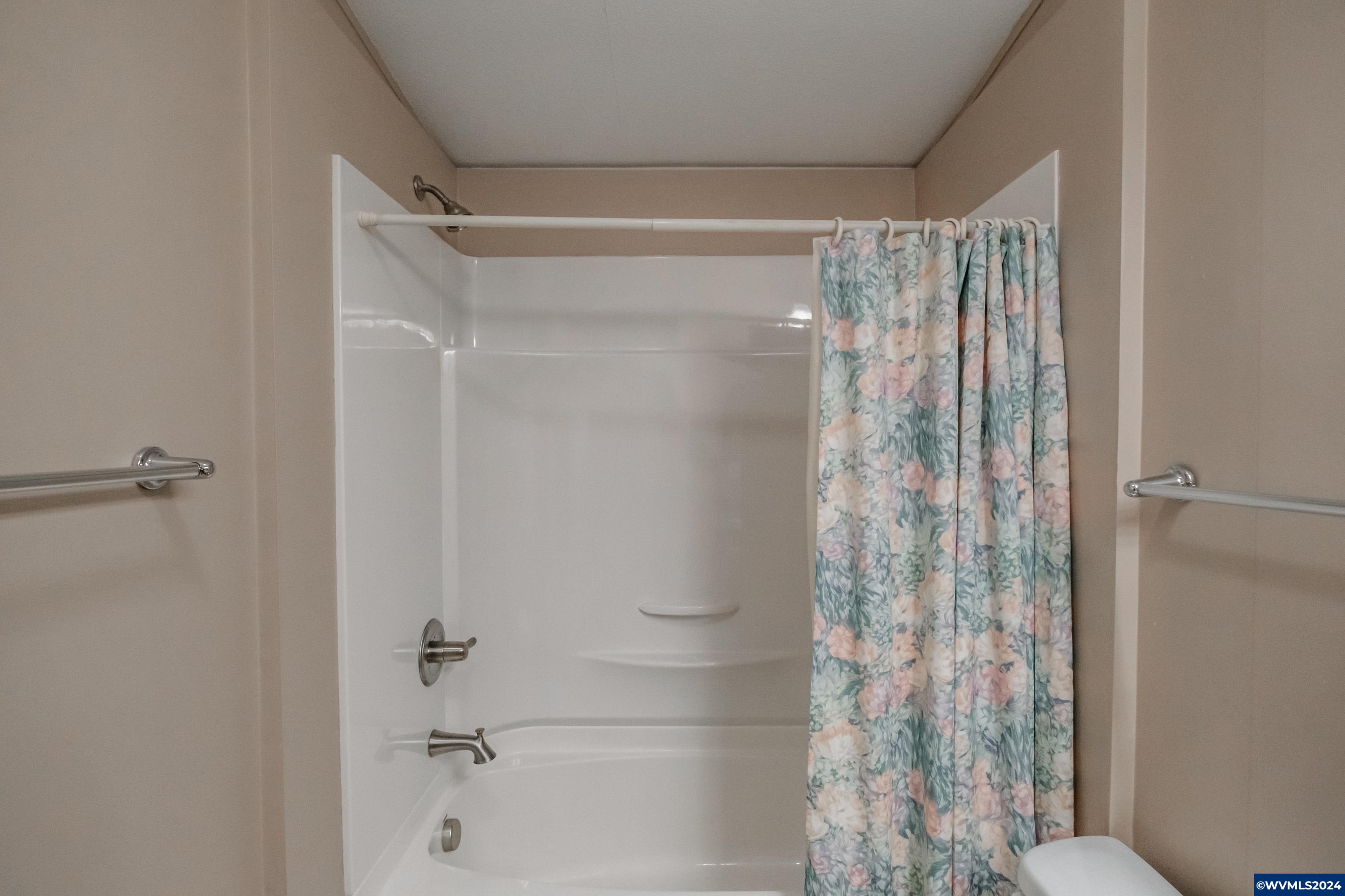 3346 Sunnyview Road Northeast, Unit 19 Salem, OR 97301 - Photo 7 of 34 Gallery Image 7