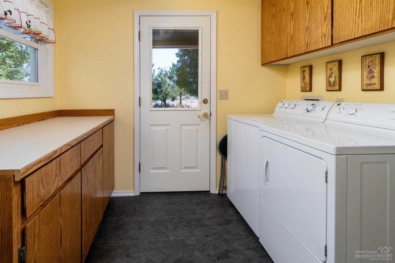 60830 Jennings Road Bend, OR 97702 - Photo 9 of 25 Additional Photo
