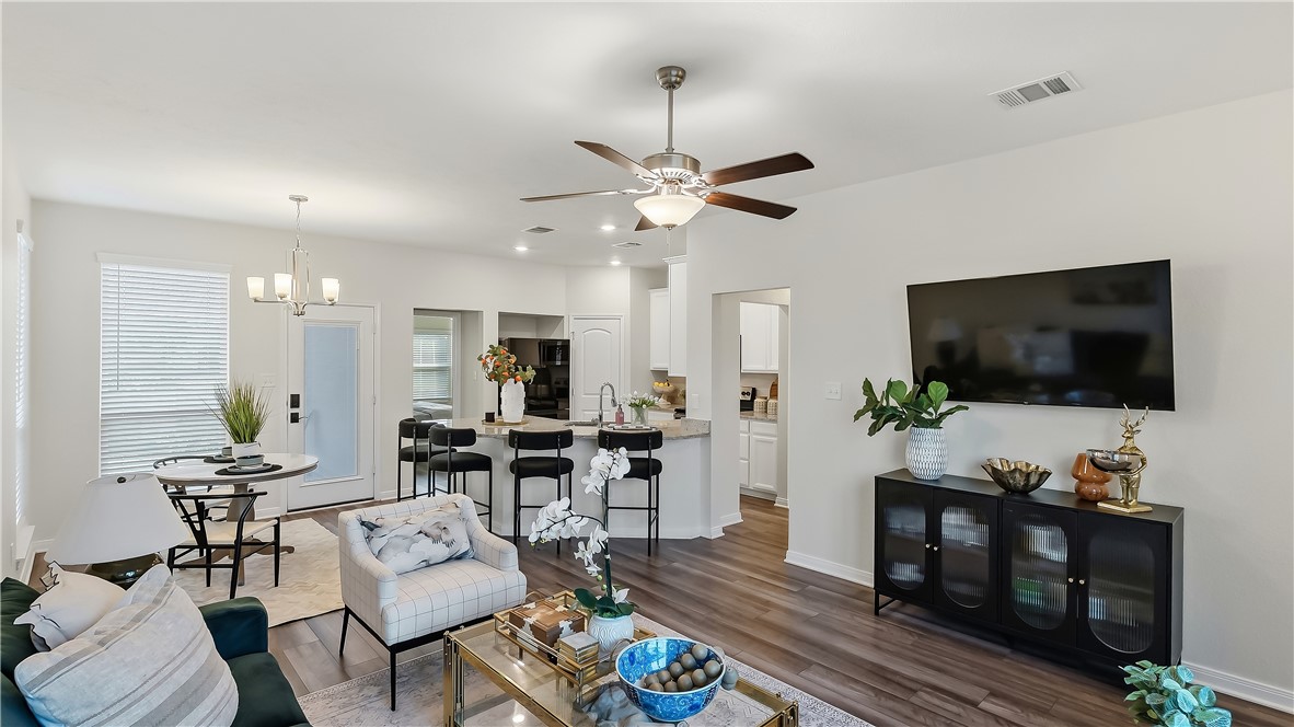 2707 Redcap Street Bryan, TX 77803 - Photo 5 of 28