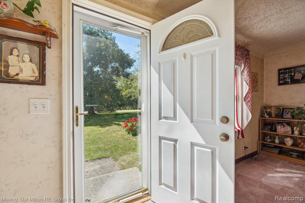 43832 Robson Road Belleville, MI 48111 - Photo 4 of 66 Gallery Image 4