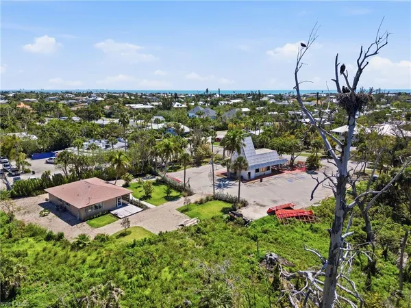 $2,800 | 1046 Periwinkle Way, Sanibel, FL 33957