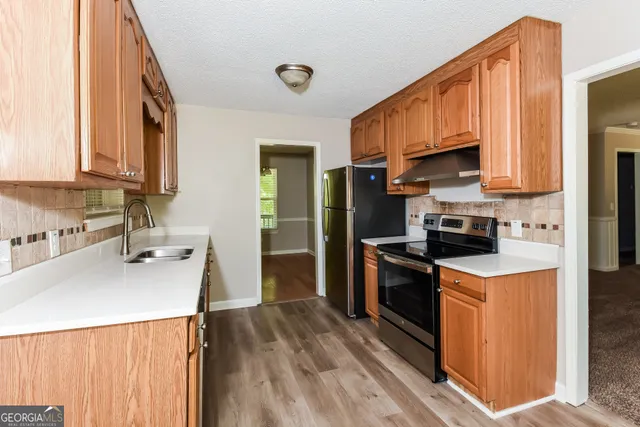 $1,660 | 520 Valley Creek Road Southwest, Mableton, GA 30126