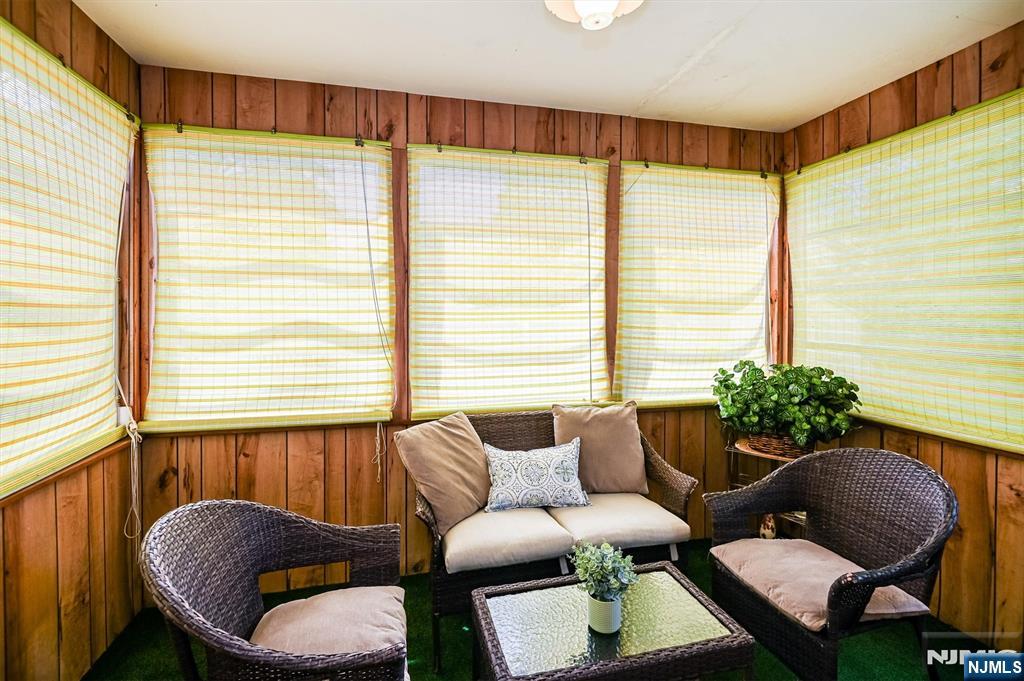 111 Jackson Avenue Wayne, NJ 07470 - Photo 11 of 27