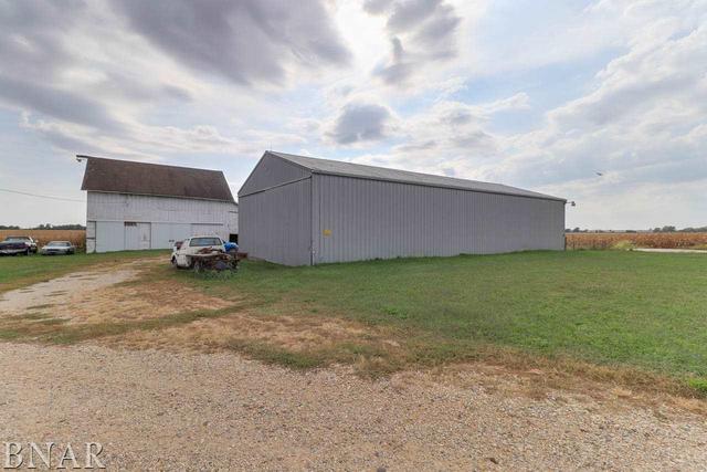 21213 Litwiller Road Delavan, IL 61734 - Photo 27 of 27 a backyard of a house with lots of green space