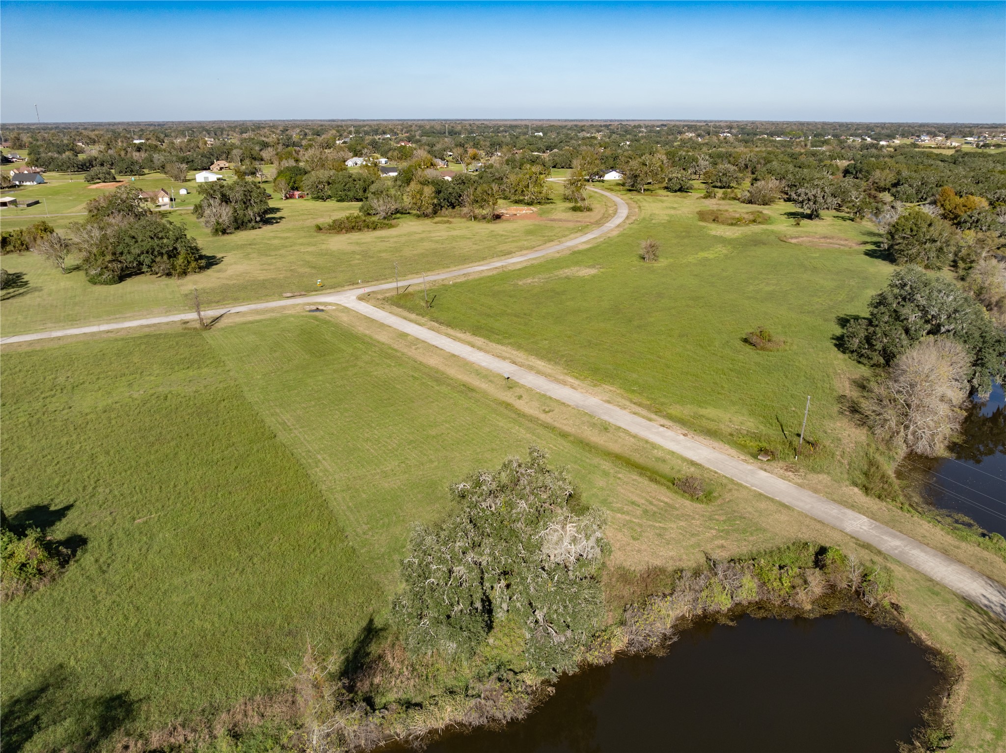 1507 Frontier Trail Angleton, TX 77515 - Photo 11 of 22 a view of an ocean view