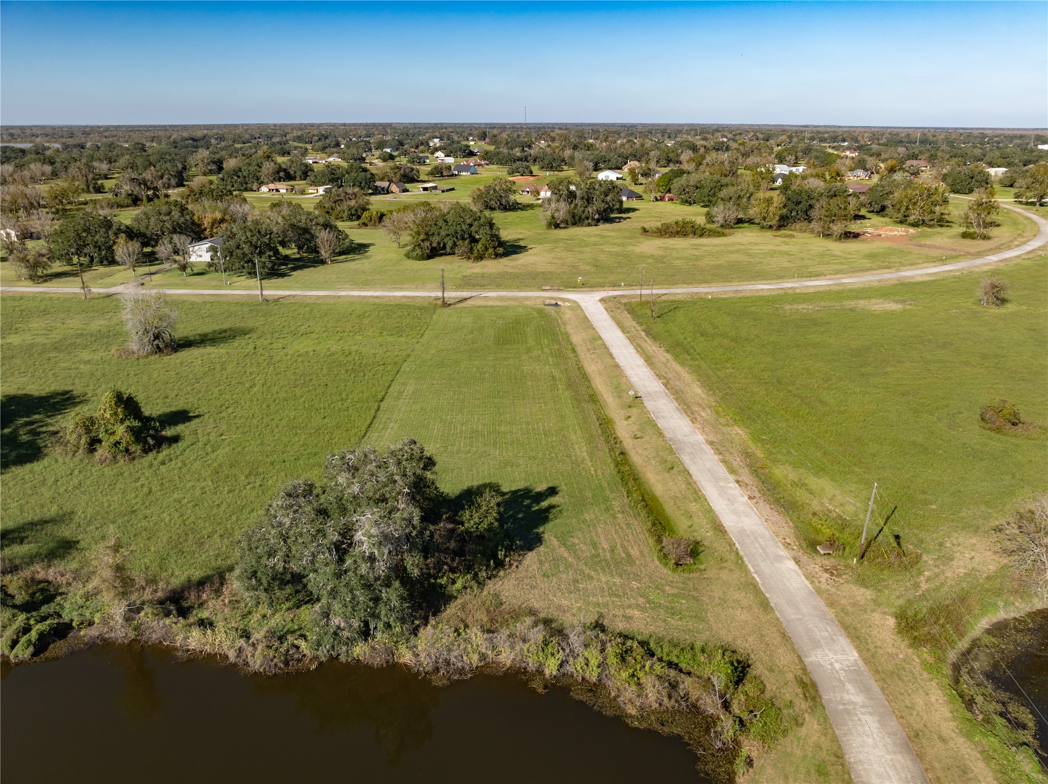 1507 Frontier Trail Angleton, TX 77515 - Photo 12 of 22 a view of an ocean view