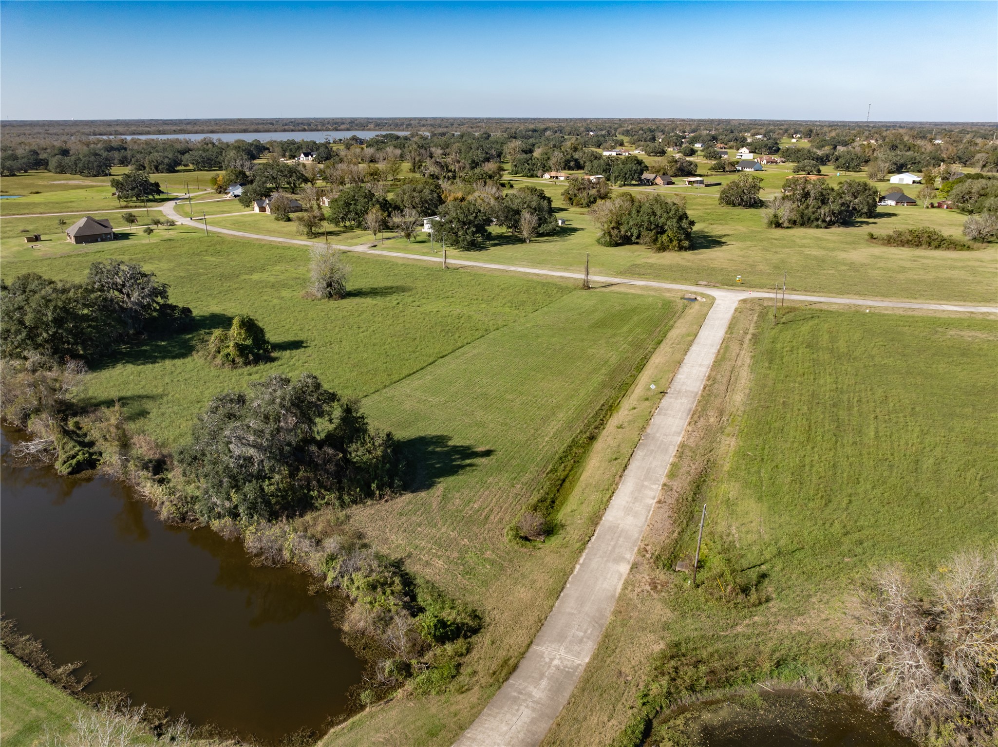 1507 Frontier Trail Angleton, TX 77515 - Photo 13 of 22