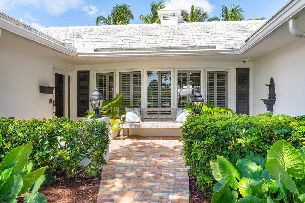 999 Elderberry Way Boca Raton, FL 33486 - Photo 2 of 65 Chicago Brick Front Entrance