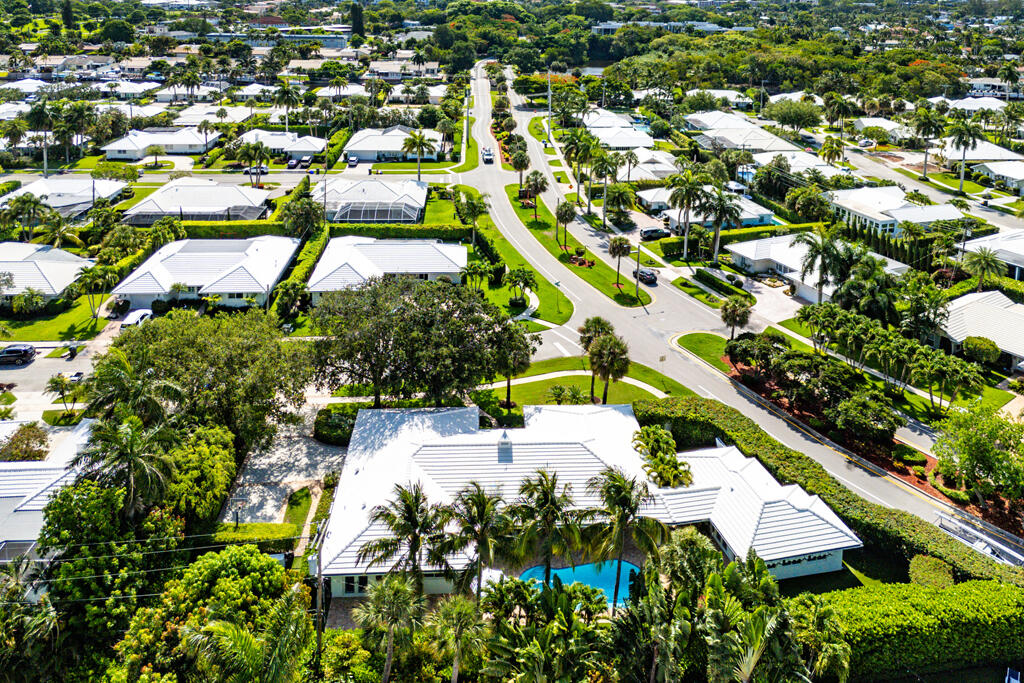 999 Elderberry Way Boca Raton, FL 33486 - Photo 62 of 65 East Aerial of Property