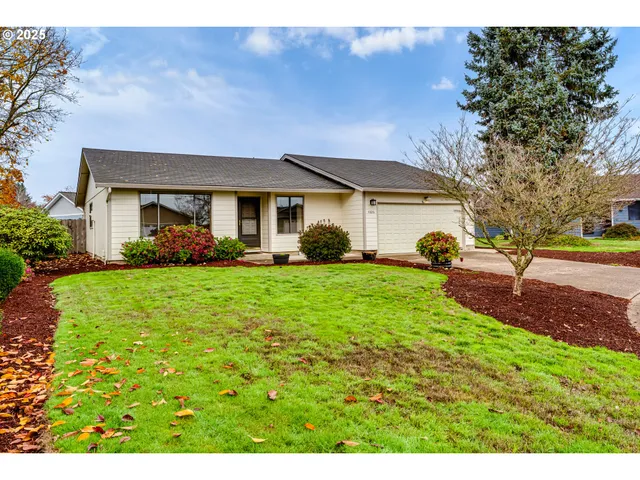 $415,000 | 4826 Chestnut Court Southeast, Albany, OR 97322