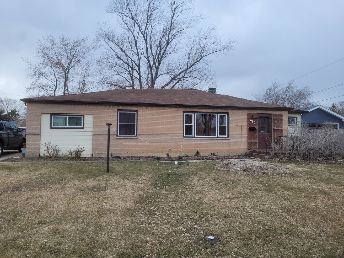 680 Ash Road Hoffman Estates, IL 60169 - Photo 1 of 2 a backyard of a house