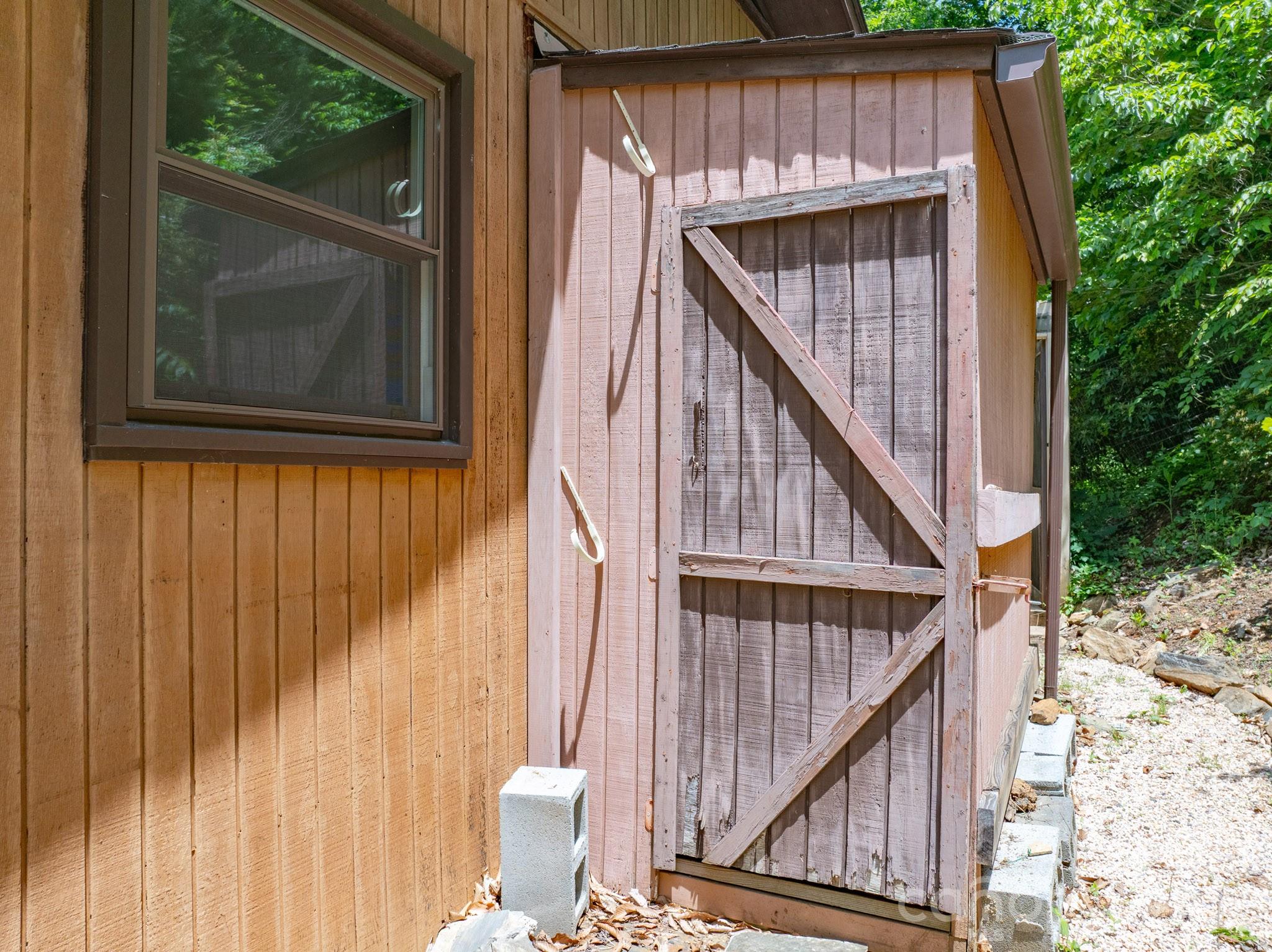 295 Richmond Road Bakersville, NC 28705 - Photo 30 of 33