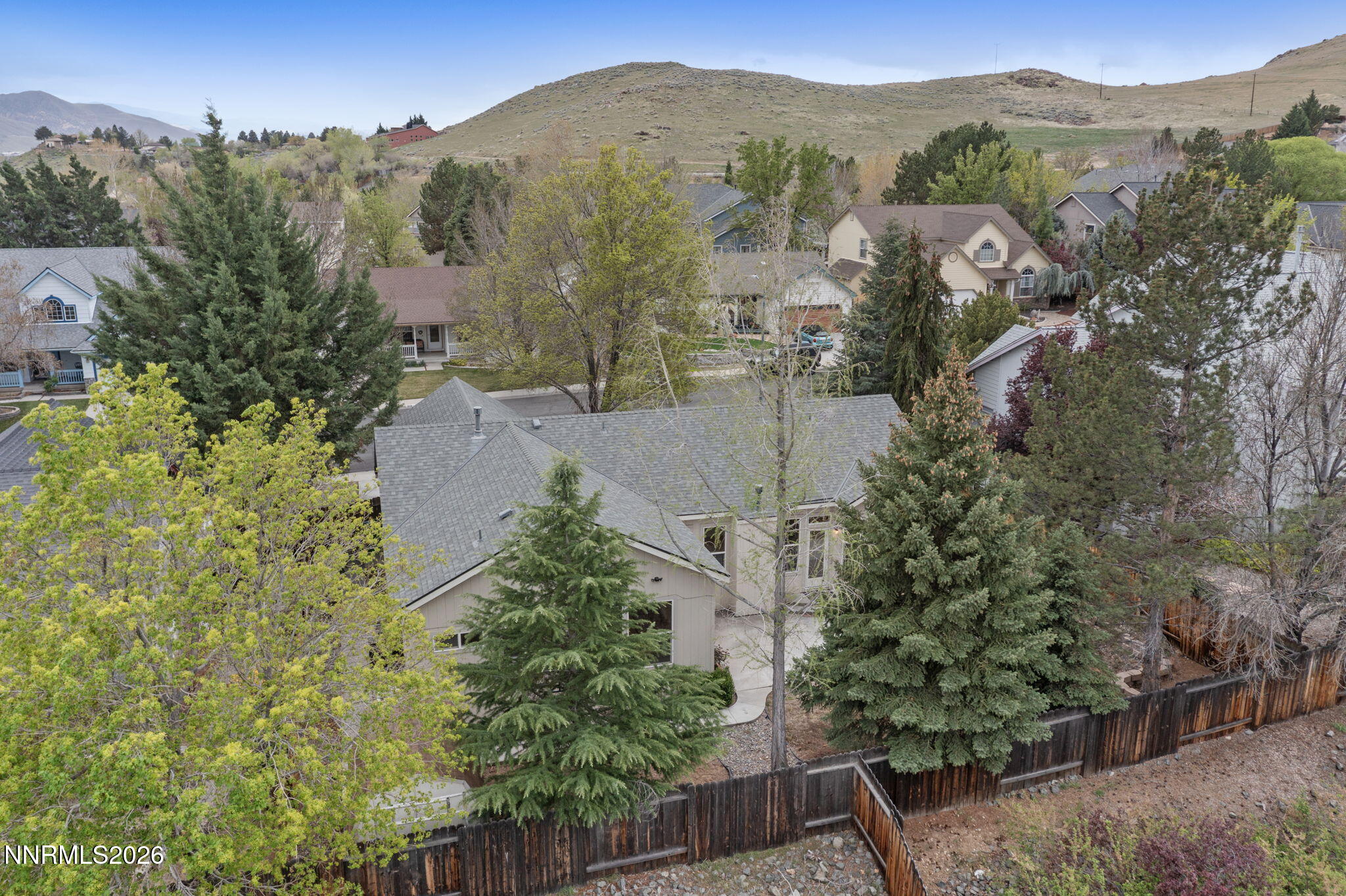 856 Francesca Way Sparks, NV 89436 - Photo 35 of 40 Drone 2