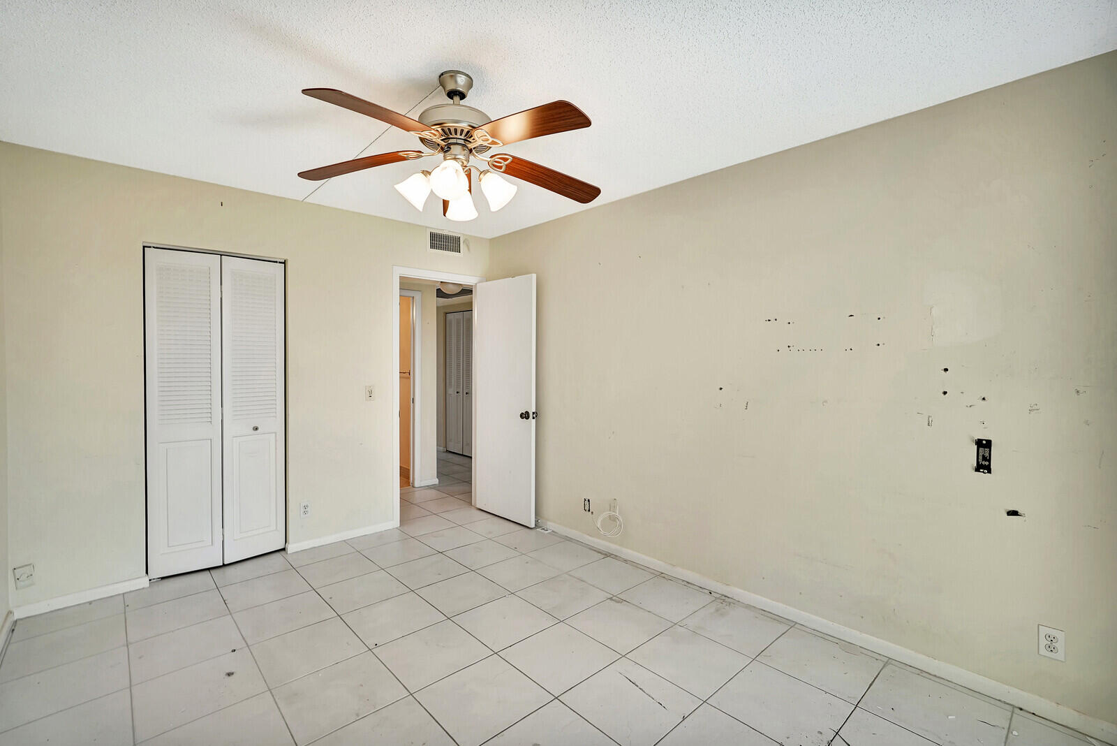 4022 Newcastle B, Unit 4022 Boca Raton, FL 33434 - Photo 16 of 23 18_Image_18_mls