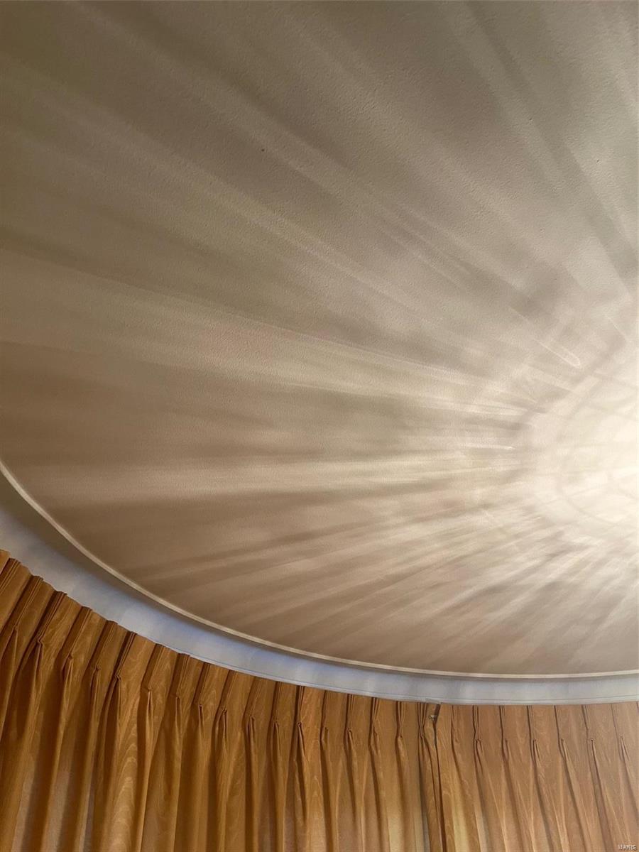 11627 Fallbrook Drive St. Louis, MO 63131 - Photo 23 of 88