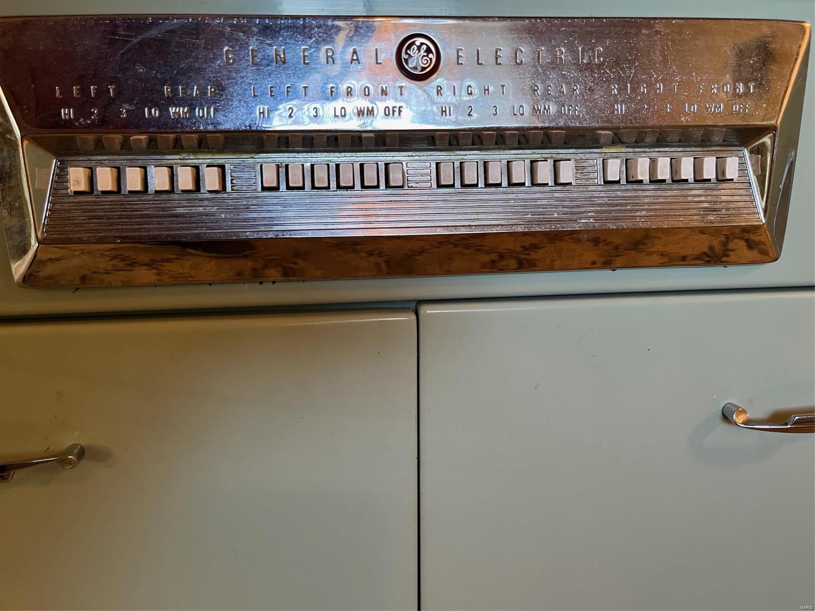 11627 Fallbrook Drive St. Louis, MO 63131 - Photo 25 of 88