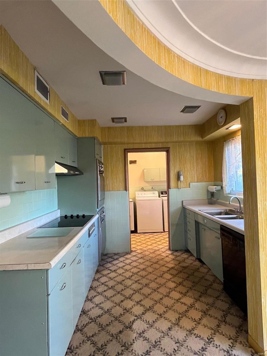 11627 Fallbrook Drive St. Louis, MO 63131 - Photo 29 of 88