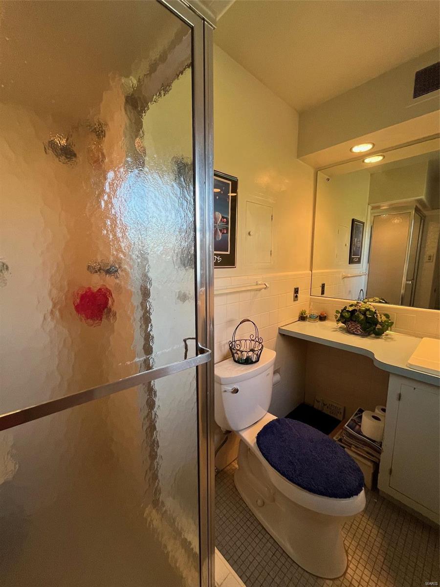 11627 Fallbrook Drive St. Louis, MO 63131 - Photo 60 of 88