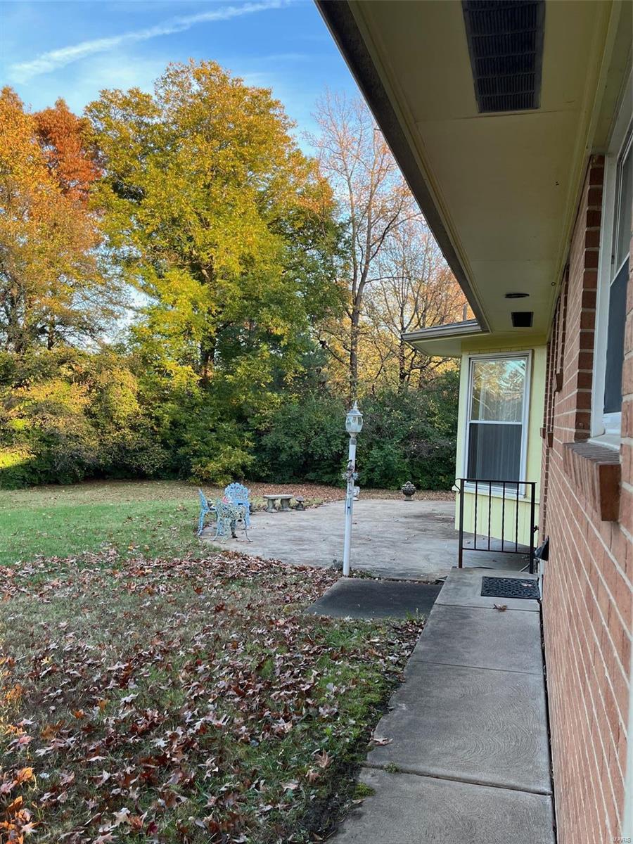 11627 Fallbrook Drive St. Louis, MO 63131 - Photo 74 of 88