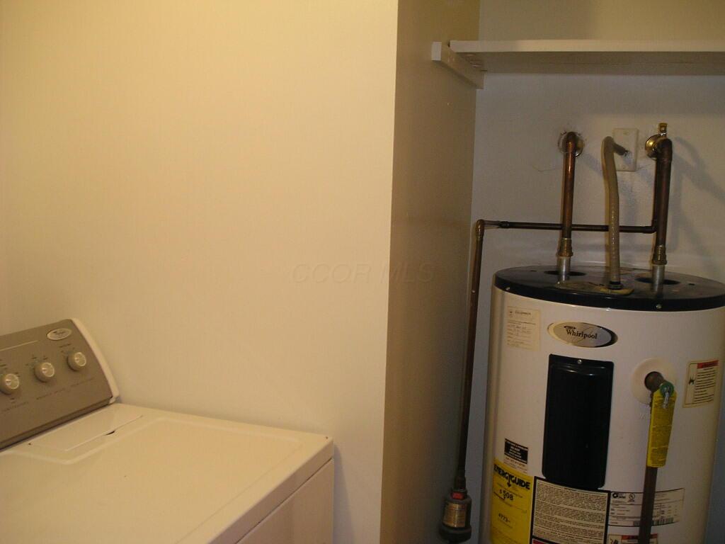 3939 Karl Road, Unit 111 Columbus, OH 43224 - Photo 20 of 22 Laundry room painted