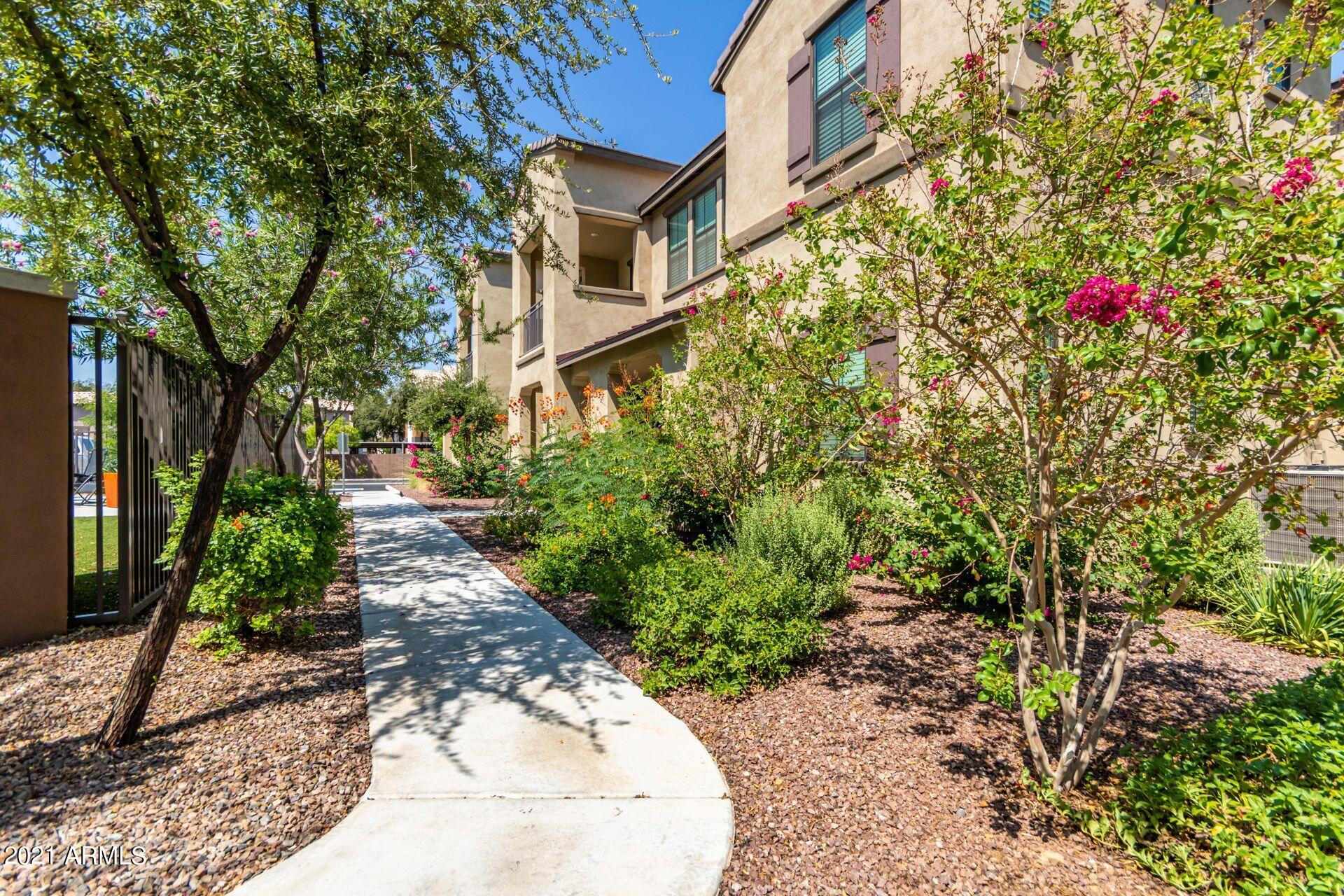 3900 East Baseline Road, Unit 113 Phoenix, AZ 85042 - Photo 28 of 36 Baselinecommunitywalk