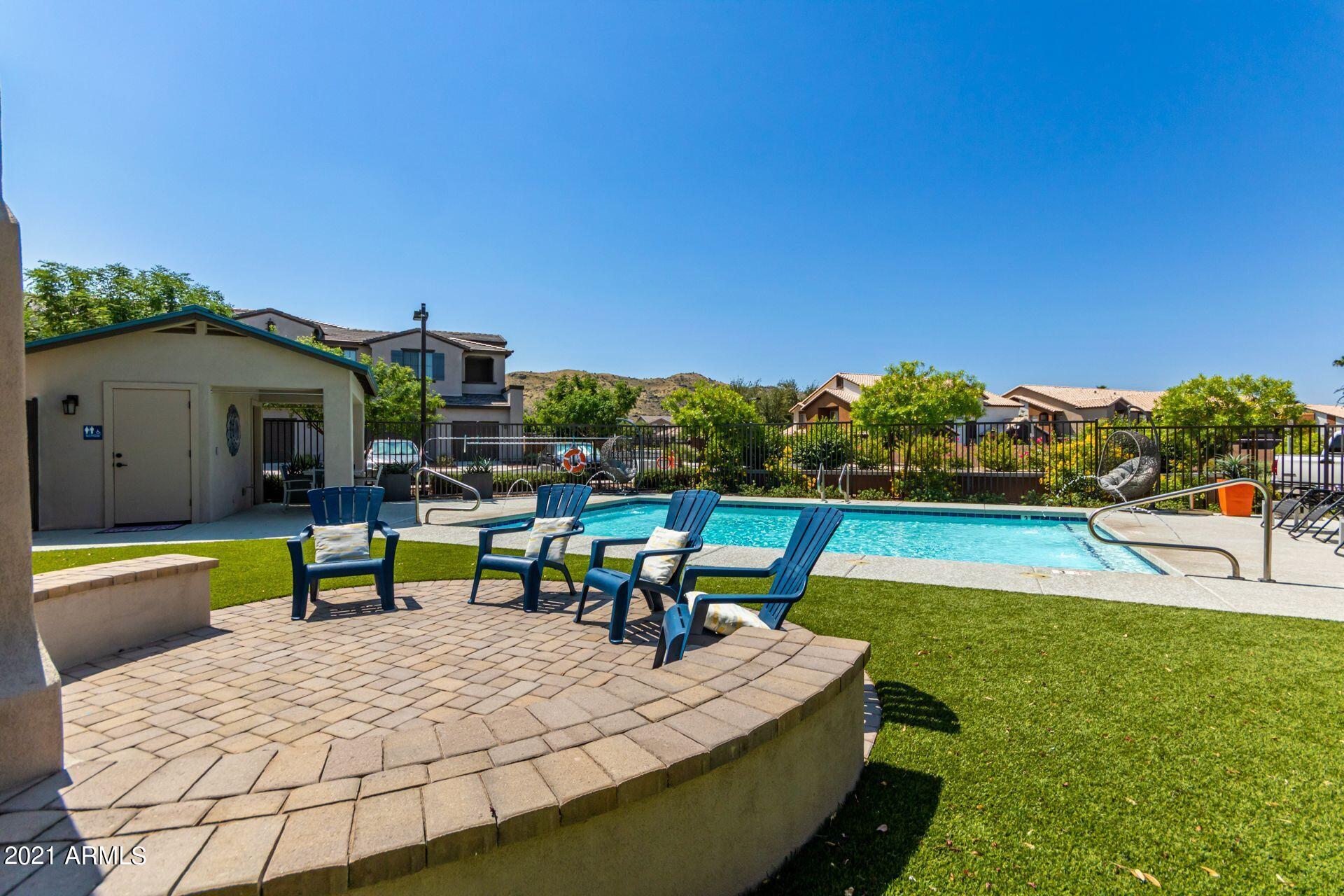 3900 East Baseline Road, Unit 113 Phoenix, AZ 85042 - Photo 32 of 36 Baselinepool2
