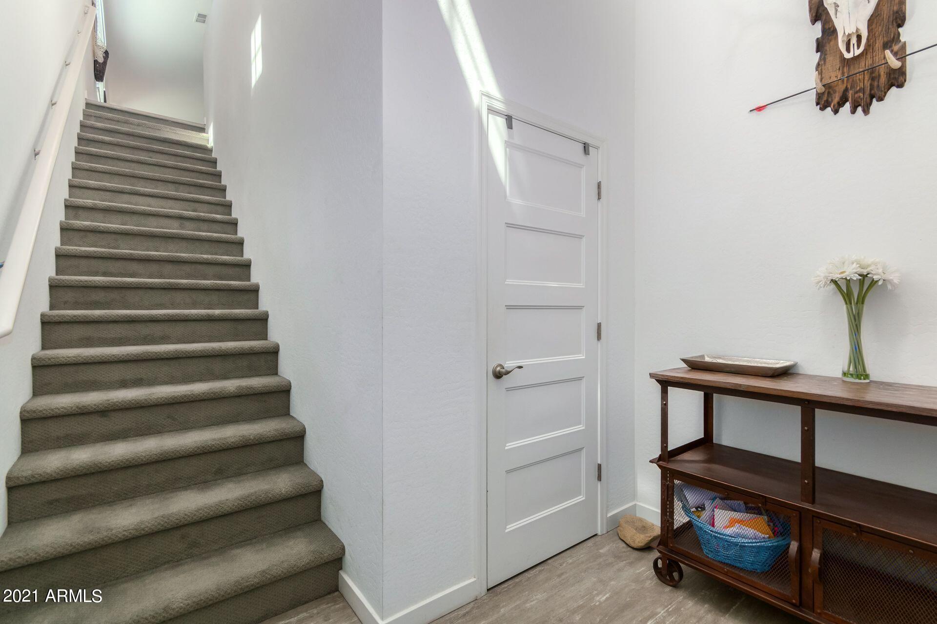 3900 East Baseline Road, Unit 113 Phoenix, AZ 85042 - Photo 5 of 36 Baselinestairs
