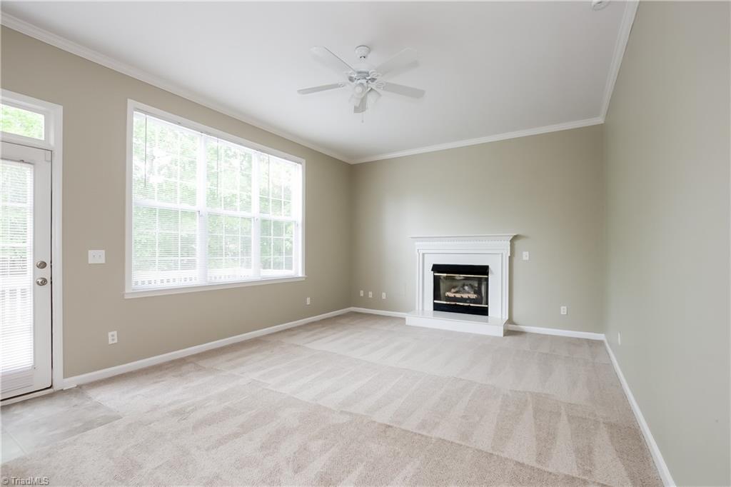 4001 Preswick Court High Point, NC 27265 - Photo 4 of 17