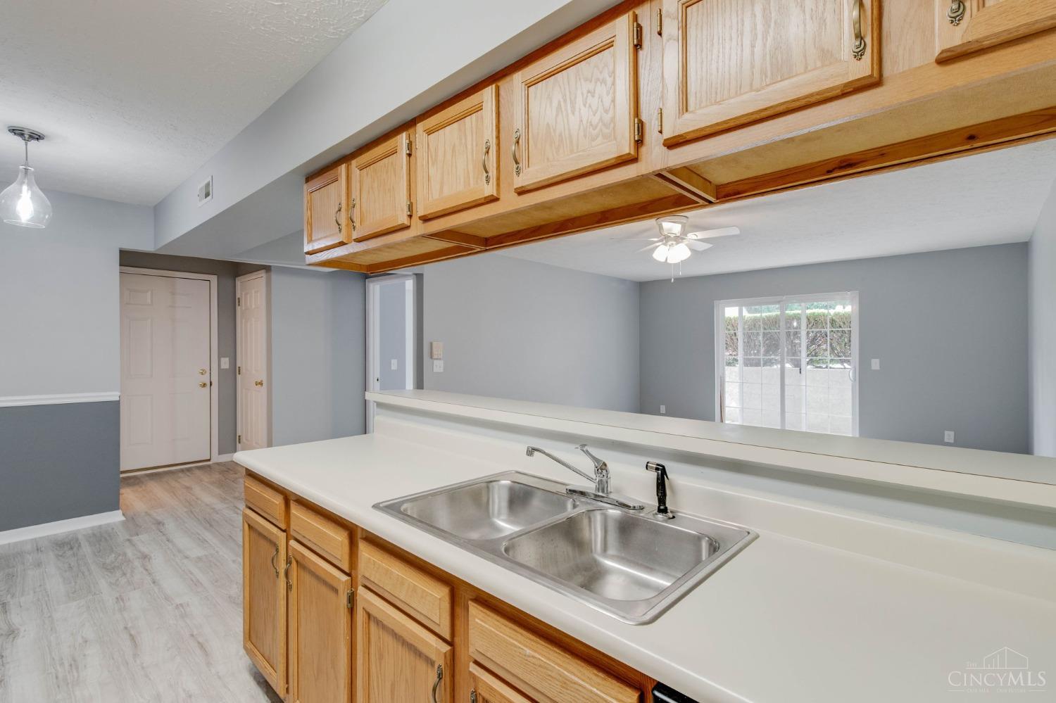 5757 Cheviot Road, Unit 1A Cincinnati, OH 45247 - Photo 13 of 30