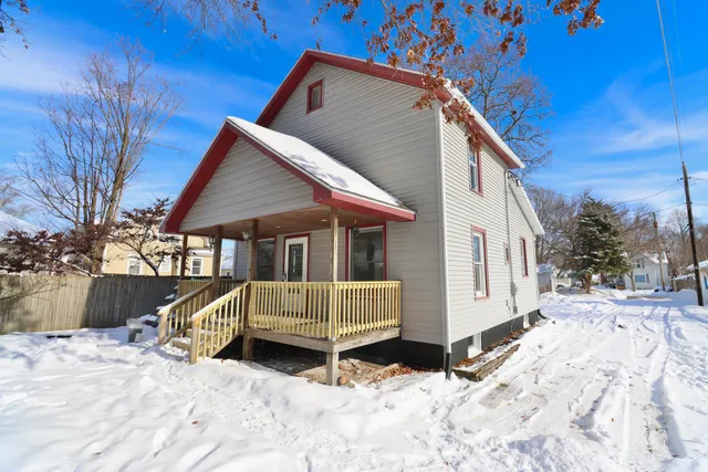 $209,000 | 206 Ohio Street, La Porte, IN 46350