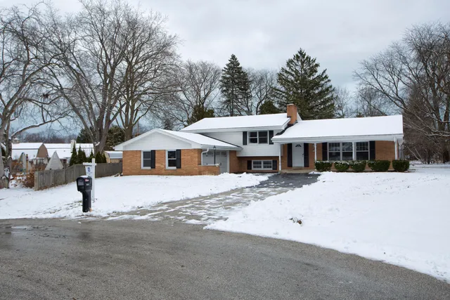 $525,000 | 2261 West Kenboern Drive, Glendale, WI 53209