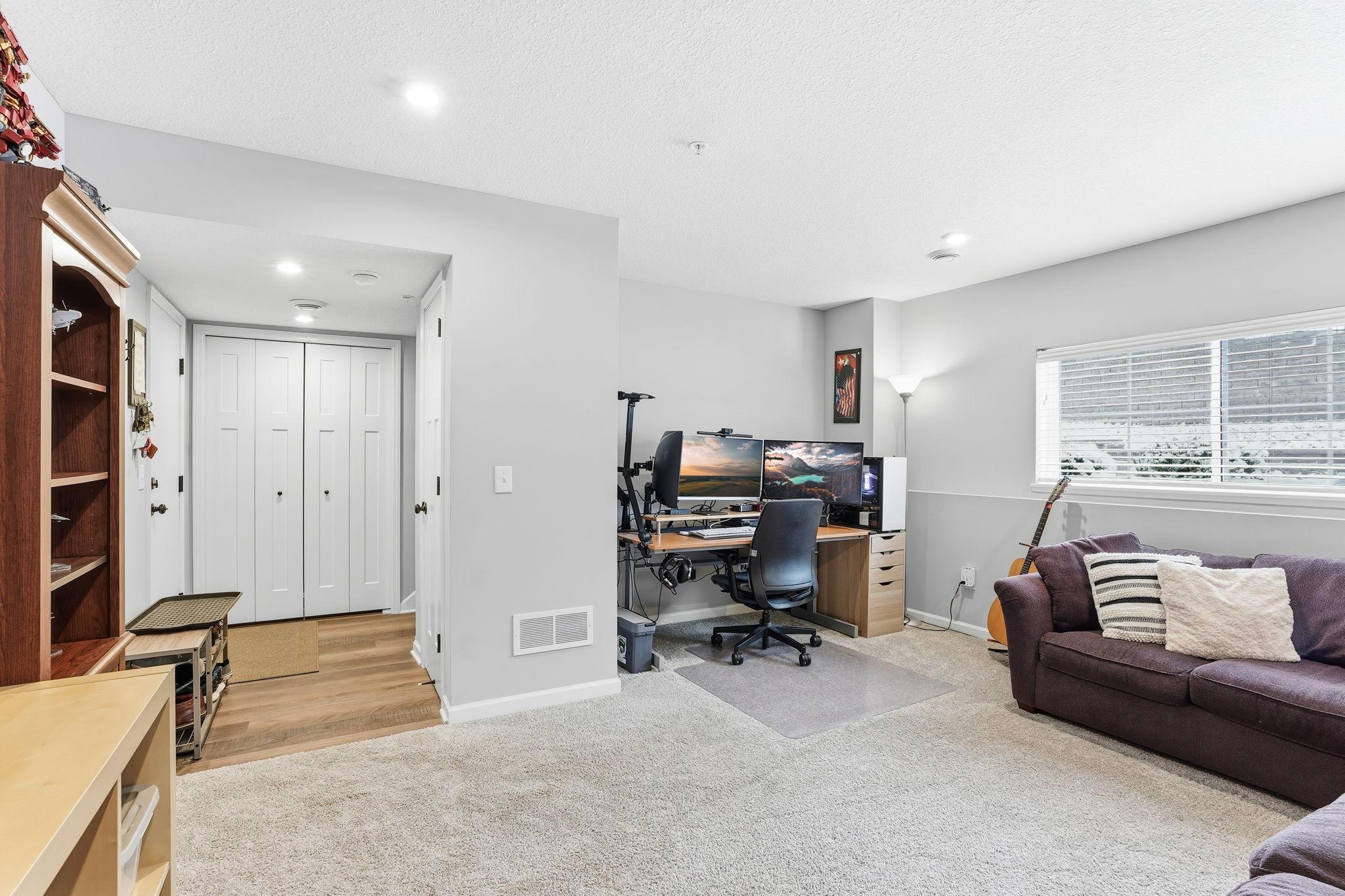 2210 Gateway Curve St. Paul, MN 55109 - Photo 30 of 36