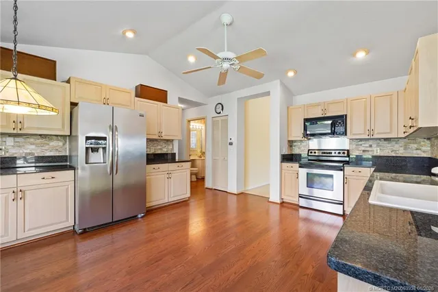 $665,000 | 2368 Southwest Danforth Circle, Palm City, FL 34990