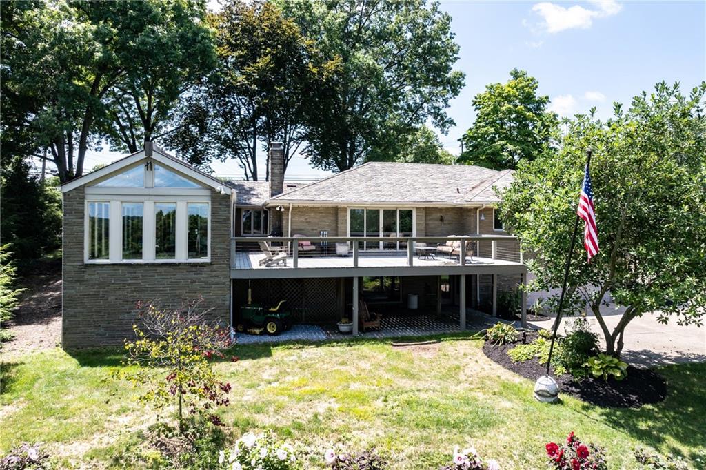 1663 Hastings Mill Road Upper St. Clair, PA 15241 - Photo 17 of 37 Gallery Image 17