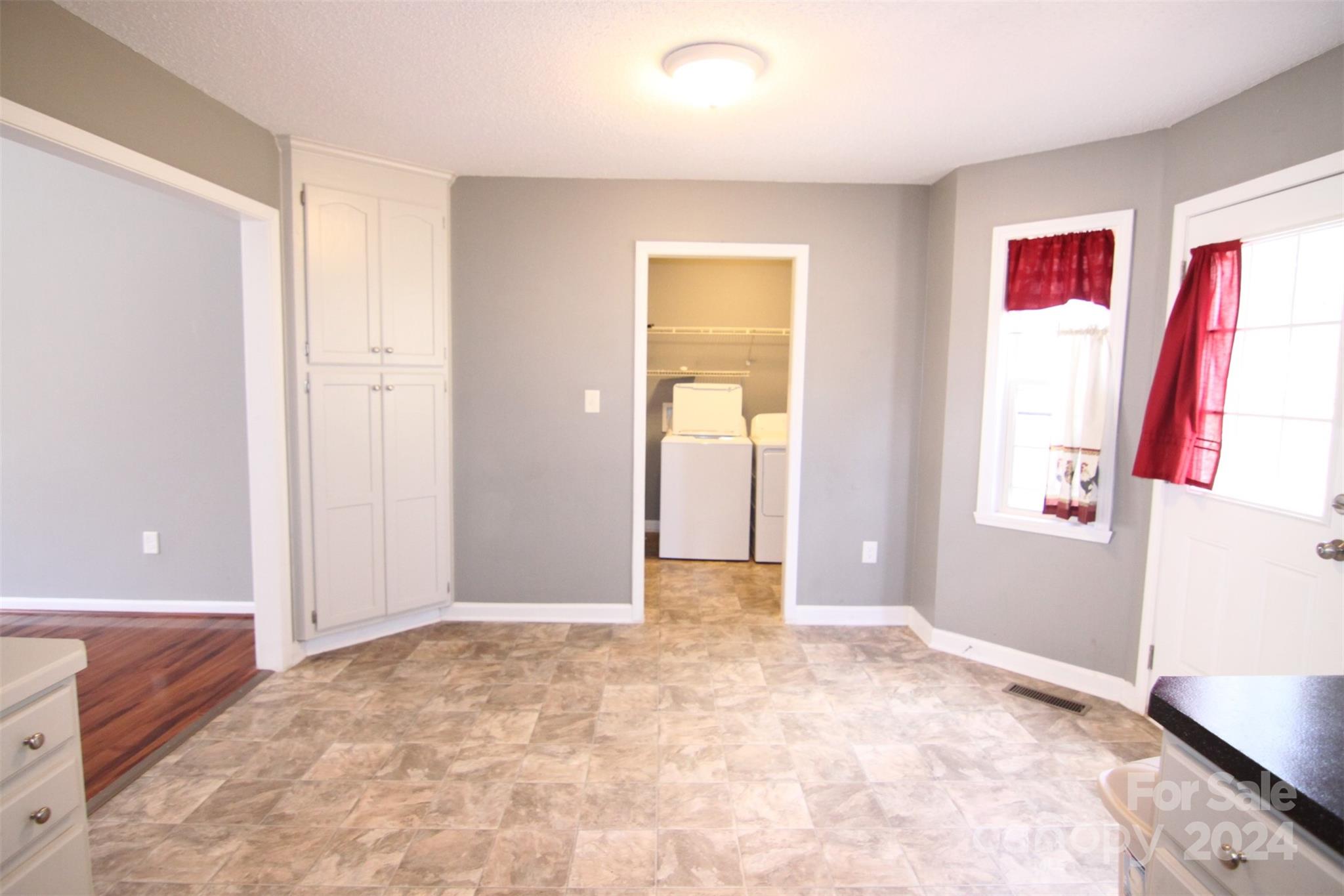 705 Cove Road Gastonia, NC 28052 - Photo 12 of 39 Gallery Image 12