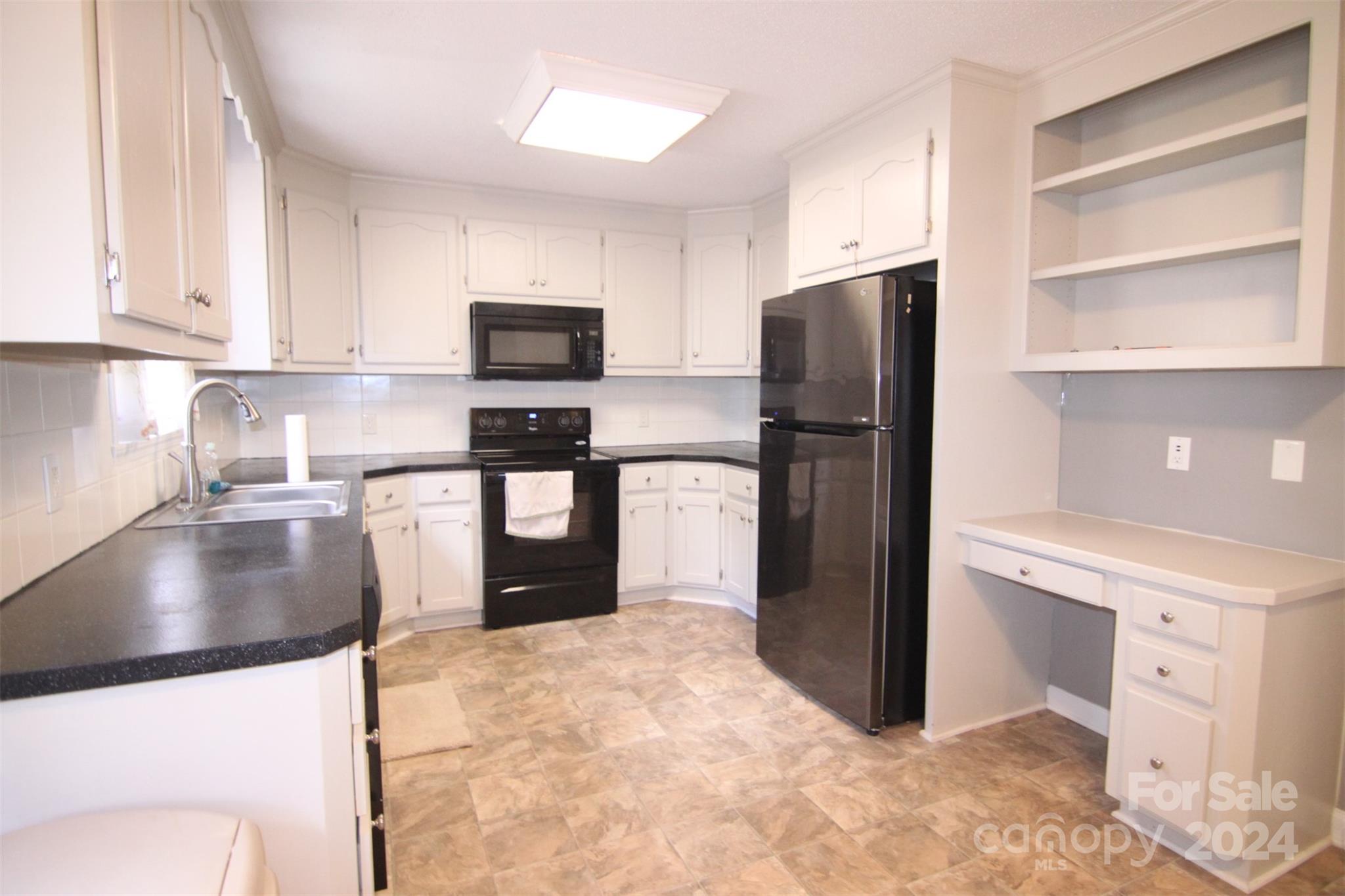 705 Cove Road Gastonia, NC 28052 - Photo 8 of 39 Gallery Image 8