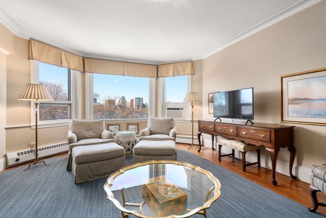 $2,700,000 | 250 Beacon Street, Unit 8, Boston, MA 02116