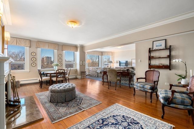 $2,700,000 | 250 Beacon Street, Unit 8, Boston, MA 02116