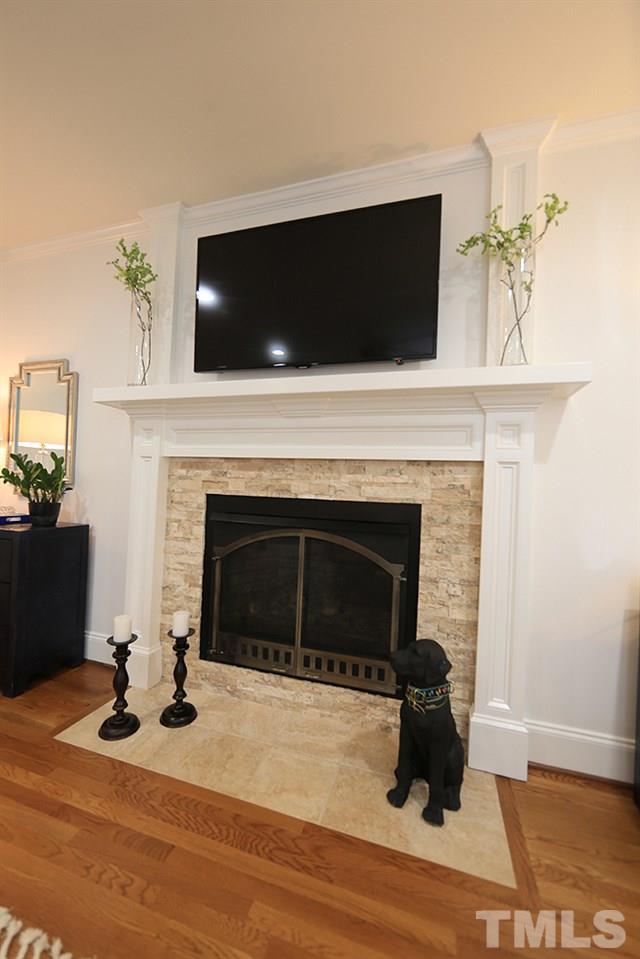 5208 Strathmore Drive Raleigh, NC 27613 - Photo 10 of 30 Enjoy the warmth and coziness